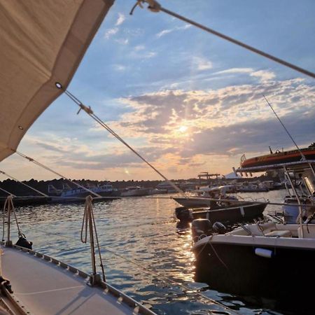 Dormire In Barca A Vela Маратея Экстерьер фото