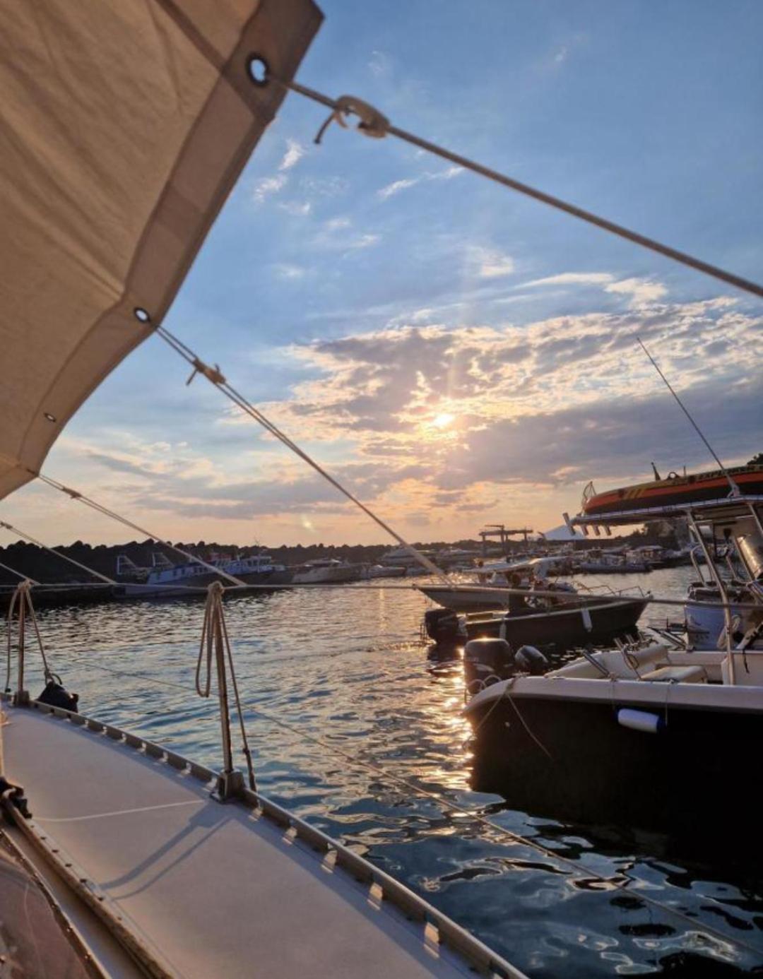 Dormire In Barca A Vela Маратея Экстерьер фото